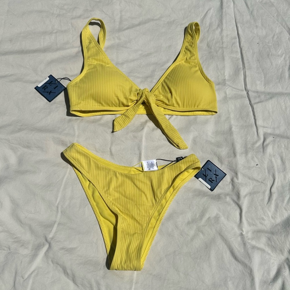 Yellow lira bikini